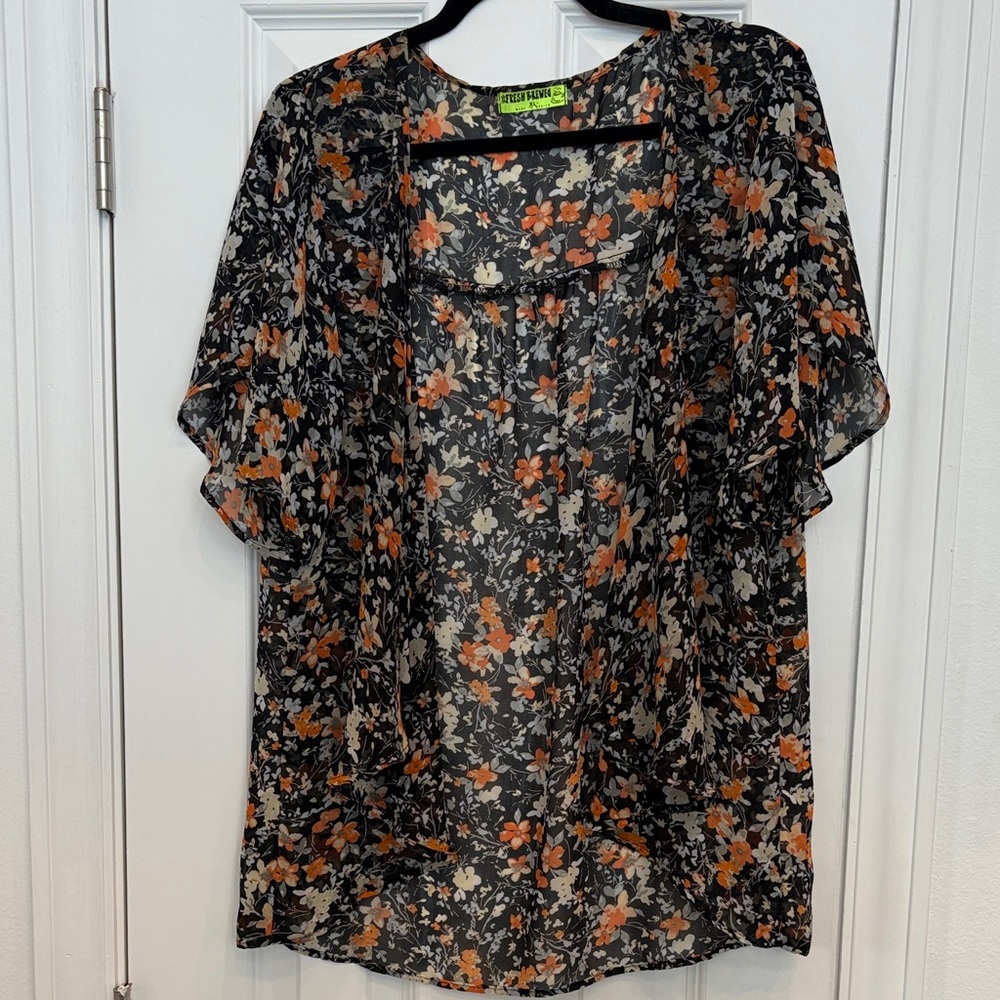 Fresh Brewed Floral Kimono-Style Open‎ Cover
